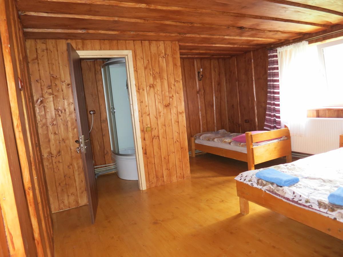 Cottage V Gorakh Izky Eksteriør billede